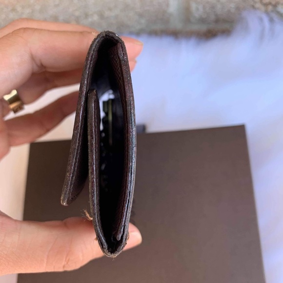 Louis Vuitton 6 keys card holder - Picture 3 of 8